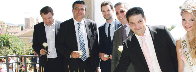 Grasse : Cupcake de 35 000 roses au Guiness !